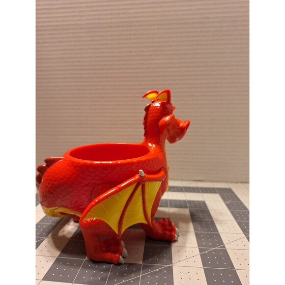 Ringling Bros Barnum Bailey Circus Red Dragon souvenir cup - Picture 4 of 7